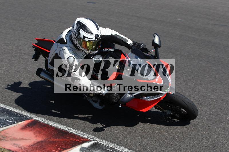 Archiv-2022/50 09.08.2022 MSS und TÖFF Track Day ADR/Gruppe rot/unklar